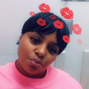 Meet your Posher, Kendra